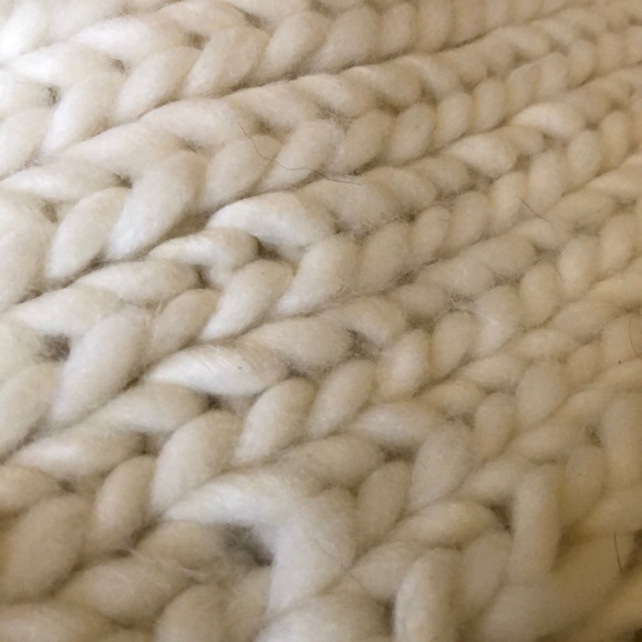 Scarf - Picture 2 of 3